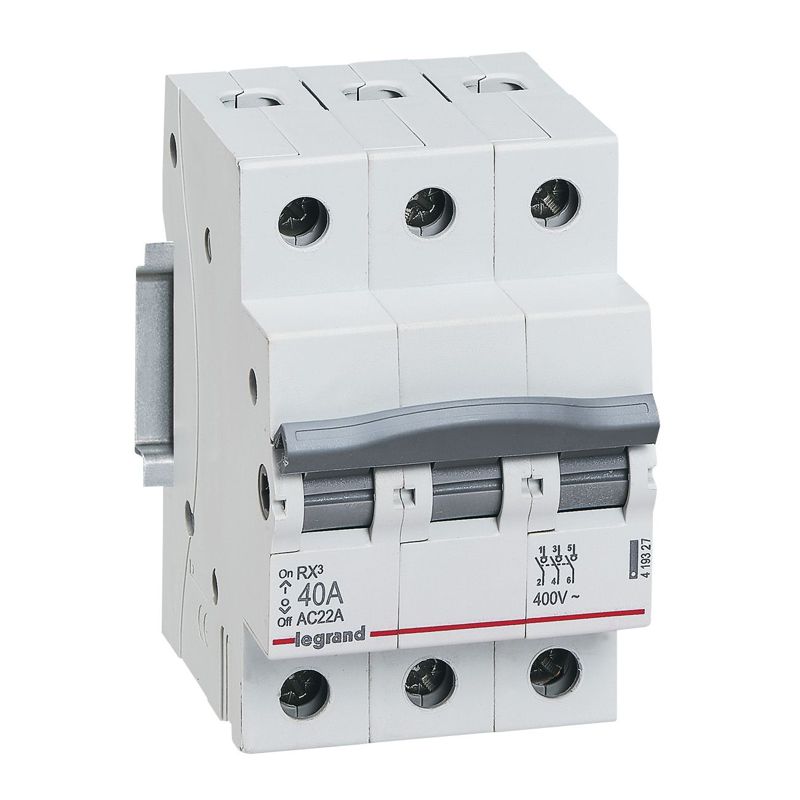 Выключатель разъединитель 3п 40А RX3 ИЭК Leg 419327