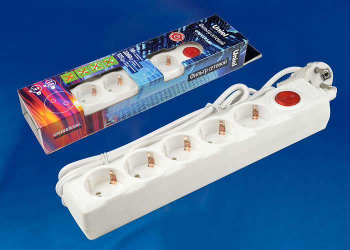 Удлинитель с сетевым фильтром 5х3м с заземл. 10А Universal SGSU5-3 WHITE ПВС 3х0.75 защита от перенапряж. короткого замыкания Uniel UL-00001744