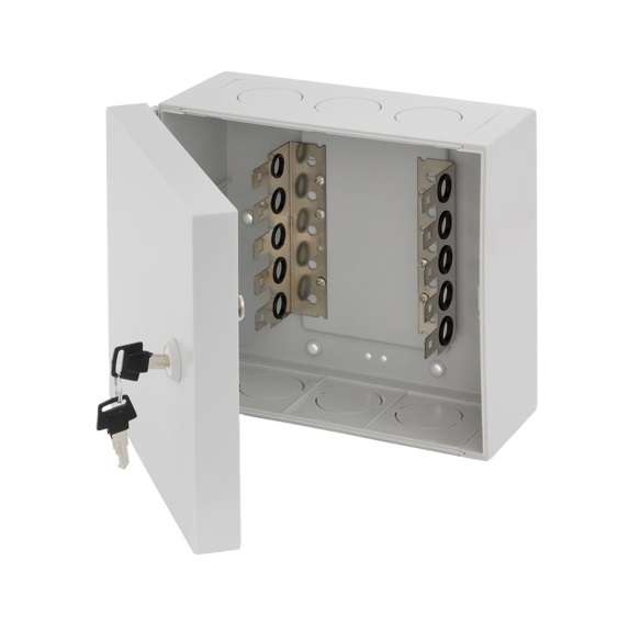 Бокс настенный распределительный на 5 плинтов (до 50-ти пар); с кронштейнами; пластиковый; с замком; 188х210х105мм; сер. NIKOMAX NMC-WBPL5-PK