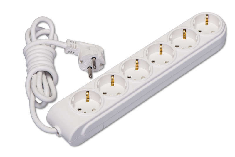 Удлинитель 6х7м с заземл. 16А IP20 защ. шторки Makel N6210073