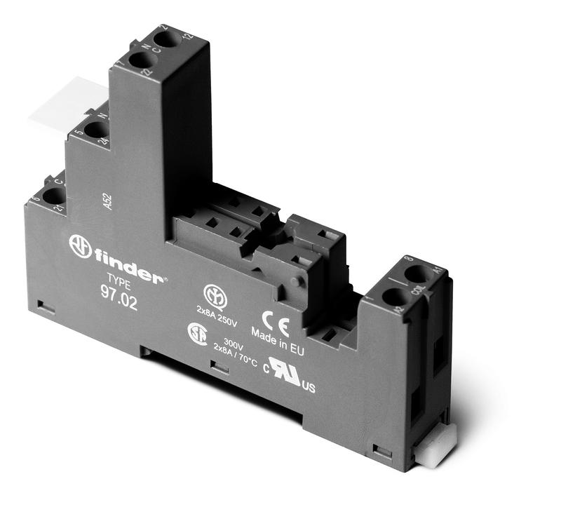 Розетка с винтовыми клеммами (с зажимной клетью) для реле 46.52; применяются модули 86.30. 99.02; в компл. пластиковая клипса 097.01; черн. FINDER 97020SPA