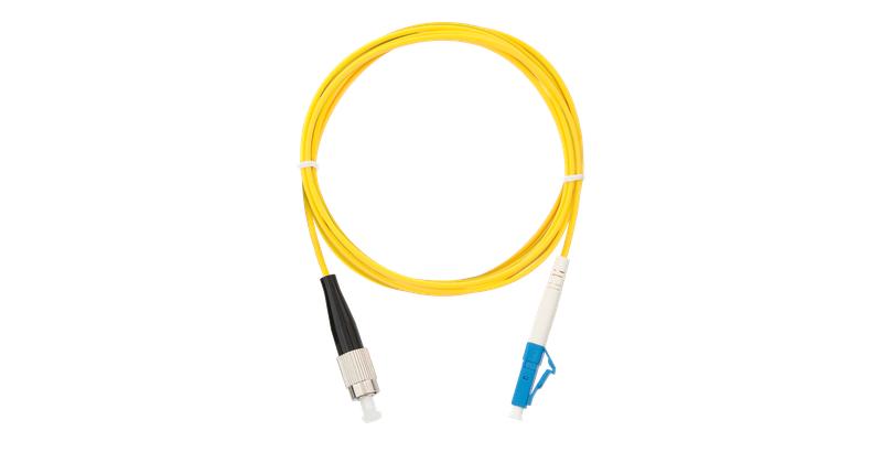 Шнур волоконно-оптический переходной одномод. 9/125мкм стандарта OS2 FC/UPC-LC/UPC одинарный LSZH нг(A)-HFLTx 2мм желт. 15м NIKOMAX NMF-PC1S2C2-FCU-LCU-015