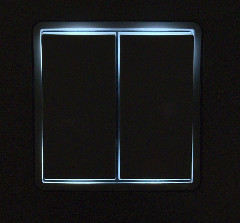 Переключатель модульный 2-кл. Inspiria 250В 10AX с подсветкой 1алюм. IEK 673667