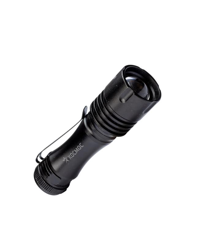 Фонарь ручной 1ВтLED с линзой с зумом 1xAA корпус алюм. зажим для крепления КОСМОС KOS105B