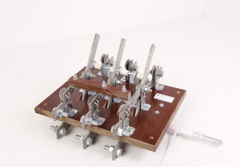 Рубильник РБ-6 (36) 630А правый ВЭМЗ ЦБ-00004784