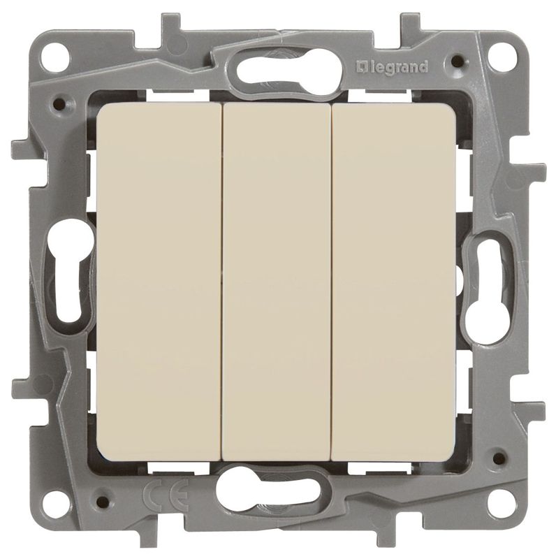 Выключатель 3-кл. СП Etika 10А IP20 250В 10AX винтов. зажимы механизм сл. кость IEK 672343