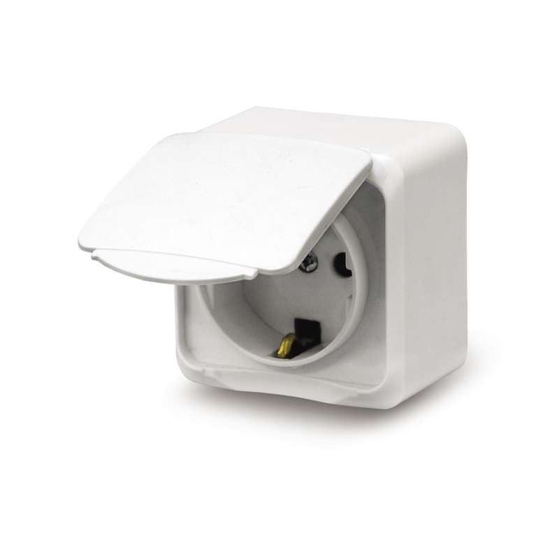 Розетка 1-м ОП Fazenda 16А IP20 250В с заземл. с крышкой бел. POWERMAN 1162262