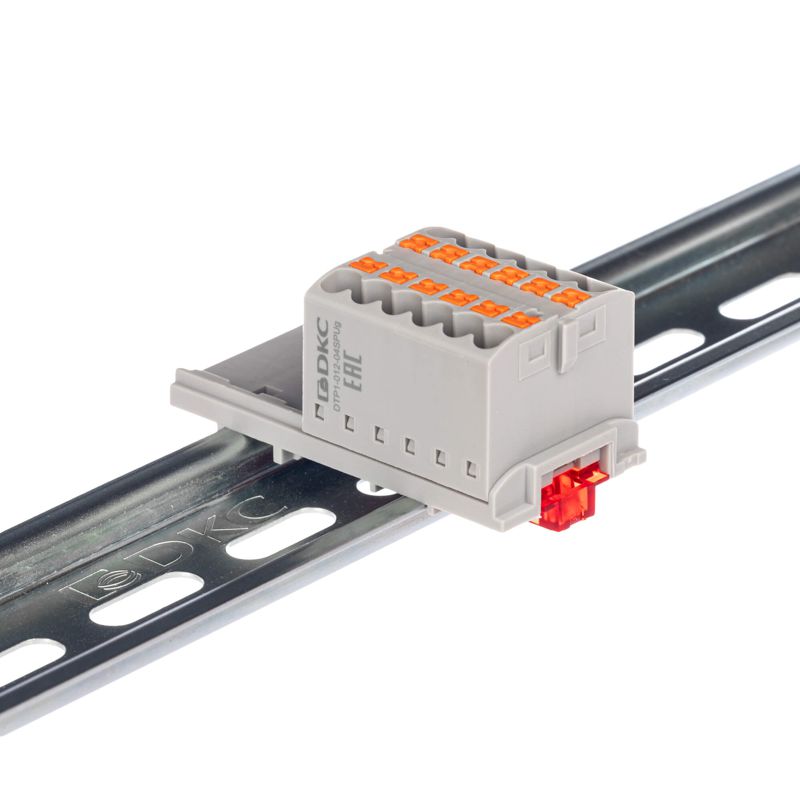 Блок распределительный с вертикал. адаптером на рейки шир. 15/35мм зажим push-in 12 точек подключения 2.5кв.мм сер. DKC DTP1-012-04SPUG-V