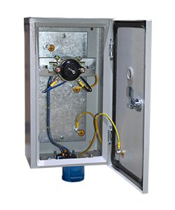 Ящик с пакетным выключателем и разъемом ЯВШ 3х100 У2 3п 100А IP54 Электротехник ET053376