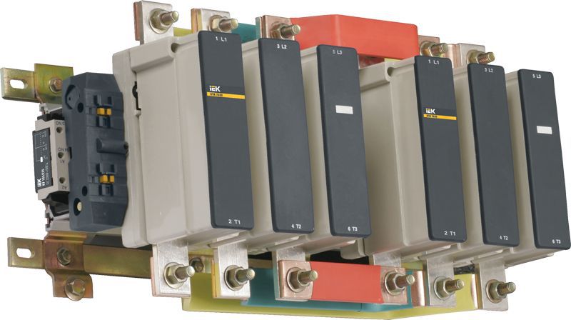 Контактор КТИ-76303 реверс 630А 400В/АС3 KARAT IEK KKT73-630-400-10