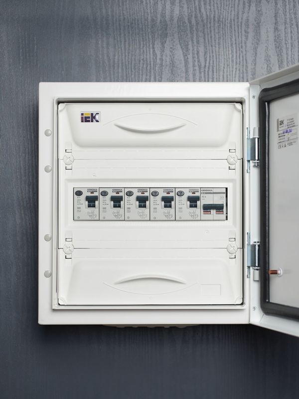 Выключатель дифференциального тока (УЗО) 2п 16А 30мА тип AC ВД1-63 GENERICA MDV15-2-016-030