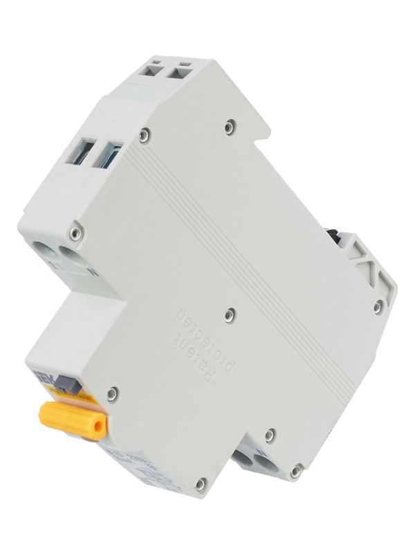 Выключатель автоматический дифференциального тока B 10А 30мА тип A АВДТ32ML KARAT IEK MVD12-1-010-B-030-A