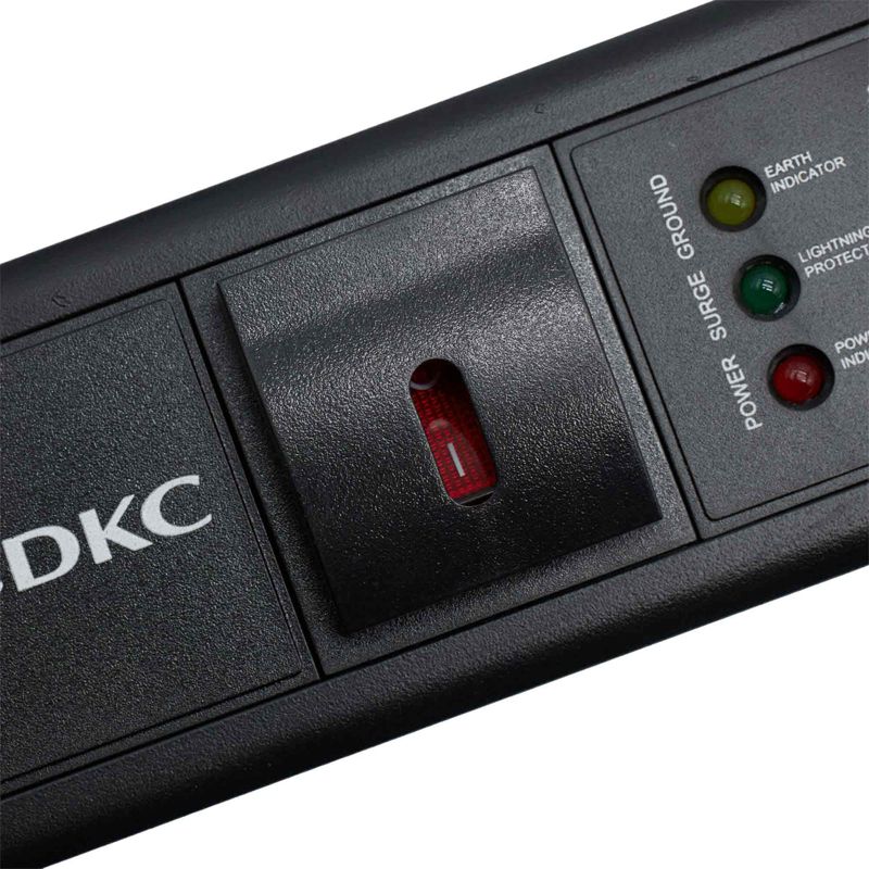 Блок распределения питания 10-м 16А Schuko вх. разъем Schuko для 19дюйм шкафов вертикал. с выкл. защита от перенапряж. с индикатором сети DKC R5VSH10SWOPAM